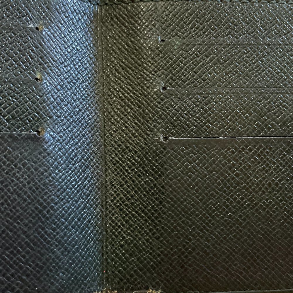 Louis Vuitton Wallet - Picture 10 of 15